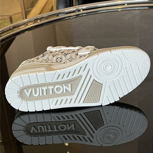 High Quality Luxury Louis Vuitton Time Out Sneakers product detail