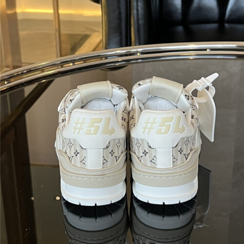 High Quality Luxury Louis Vuitton Time Out Sneakers product detail