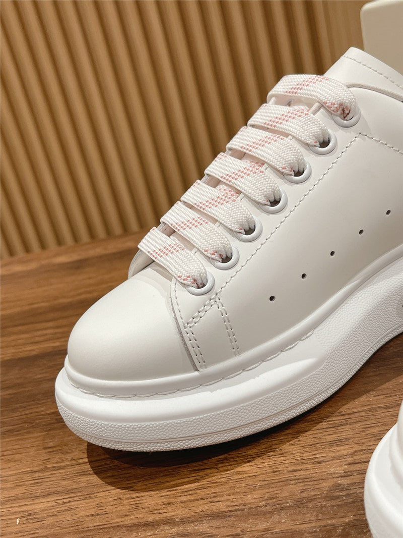 High Quality Luxury Alexander McQueen Classic All-Match Small White Shoes – Style 05603 product detail