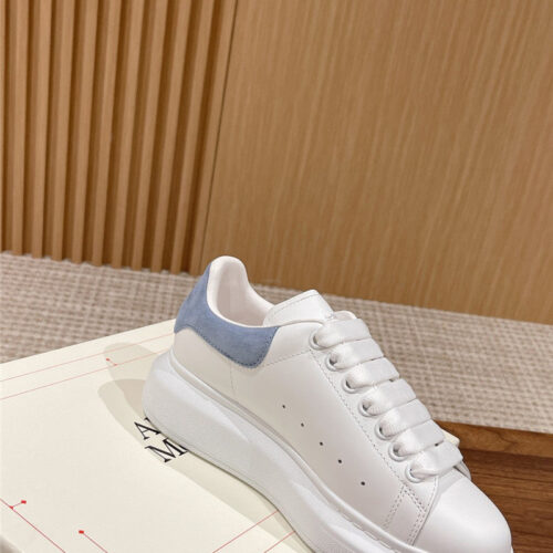 High Quality Luxury Alexander McQueen Classic All-Match Small White Shoes – Style 03907 product detail
