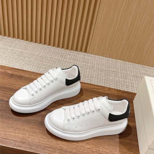 High Quality Luxury Alexander McQueen Classic All-Match Small White Shoes – Style 00515