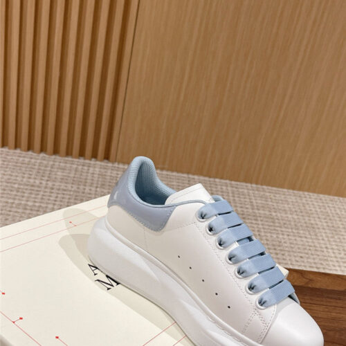 High Quality Luxury Alexander McQueen Classic All-Match Small White Shoes – Style 33283 product detail