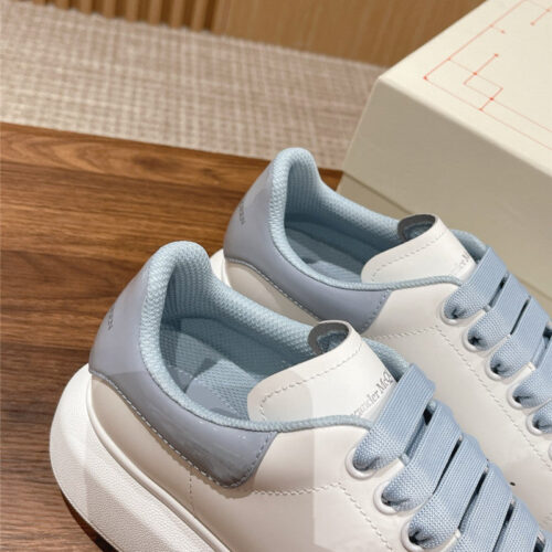 High Quality Luxury Alexander McQueen Classic All-Match Small White Shoes – Style 33283 product detail