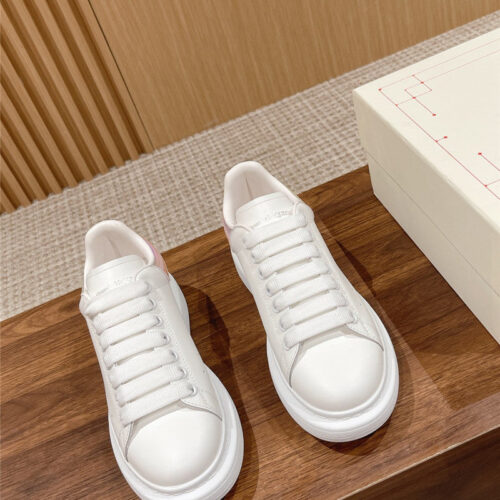 High Quality Luxury Alexander McQueen Classic All-Match Small White Shoes – Style 98819 alternate view