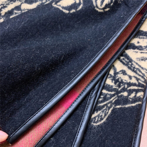 High Quality Luxury Burberry Equestrian Cape product detail