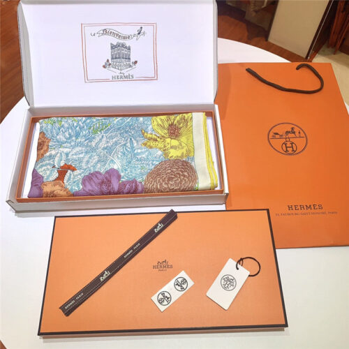 High Quality Luxury Hermes New “Back To Nature” Yellow Silk Scarf product detail