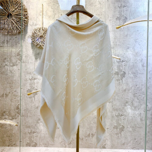 High Quality Luxury Gucci GG Lurex Jacquard Shawl – Style 26079 alternate view