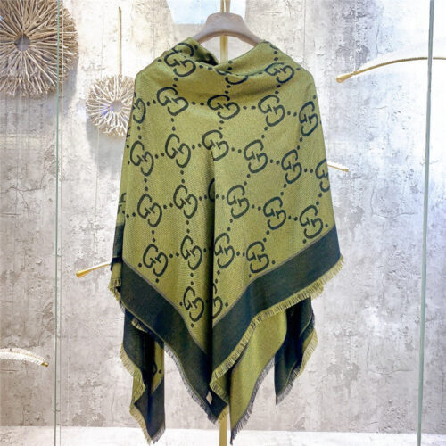 High Quality Luxury Gucci GG Lurex Jacquard Shawl – Style 26085 alternate view