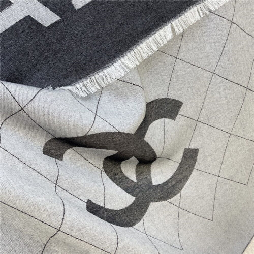 High Quality Luxury Chanel Diamond Double C Large Letters product detail