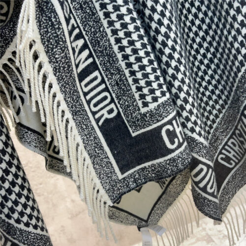 High Quality Luxury Dior Houndstooth Black And White Reversible Shawl product detail