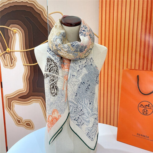 High Quality Luxury Hermes "Return To Nature" 140 Cm Shawl – Style 26299