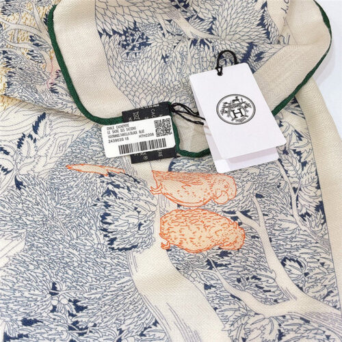 High Quality Luxury Hermes “Return To Nature” 140 Cm Shawl – Style 26299 product detail