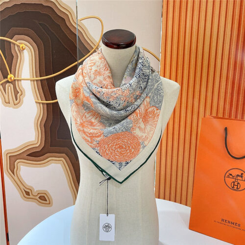 High Quality Luxury Hermes “Return To Nature” 140 Cm Shawl – Style 26299 alternate view