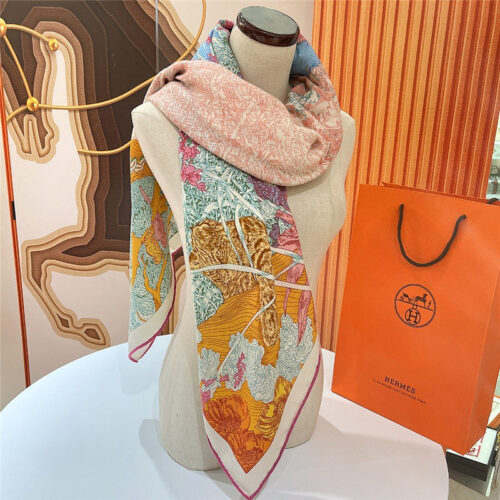 High Quality Luxury Hermes “Return To Nature” 140 Cm Shawl – Style 26302 alternate view