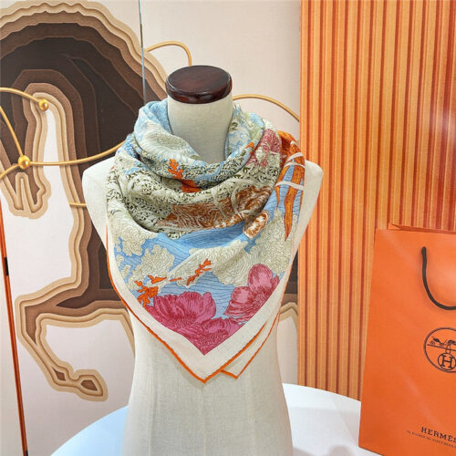 High Quality Luxury Hermes “Return To Nature” 140 Cm Shawl – Style 26304 alternate view