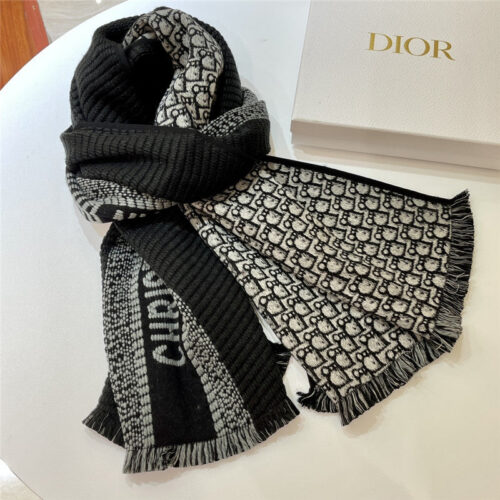 High Quality Luxury Dior Preppy Style Reversible Scarf product detail