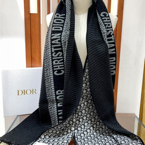 High Quality Luxury Dior Preppy Style Reversible Scarf product detail