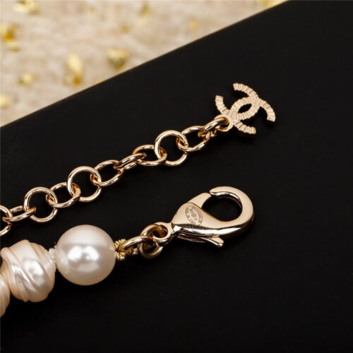 High Quality Luxury Chanel Pearl Bow Necklace product detail