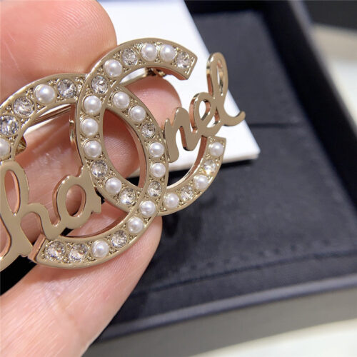 High Quality Luxury Chanel Double C Letter Brooch product detail