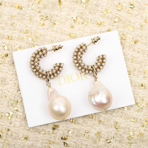 High Quality Luxury Dior Baroque Full Pearl Ear Hooks alternate view