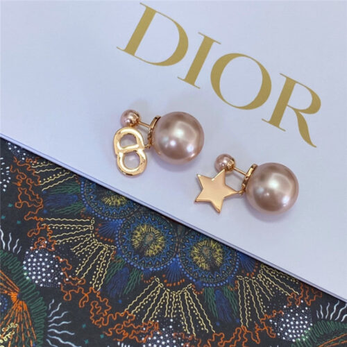 High Quality Luxury Dior Pink Pearl Star Cd Earrings product detail