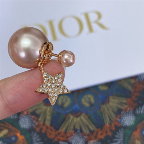 High Quality Luxury Dior Pink Pearl Star Cd Earrings product detail