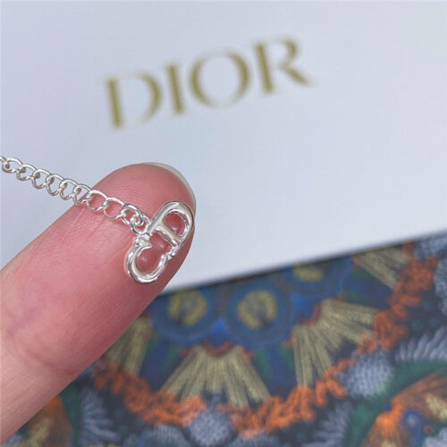High Quality Luxury Dior Silver Letter Bracelet product detail