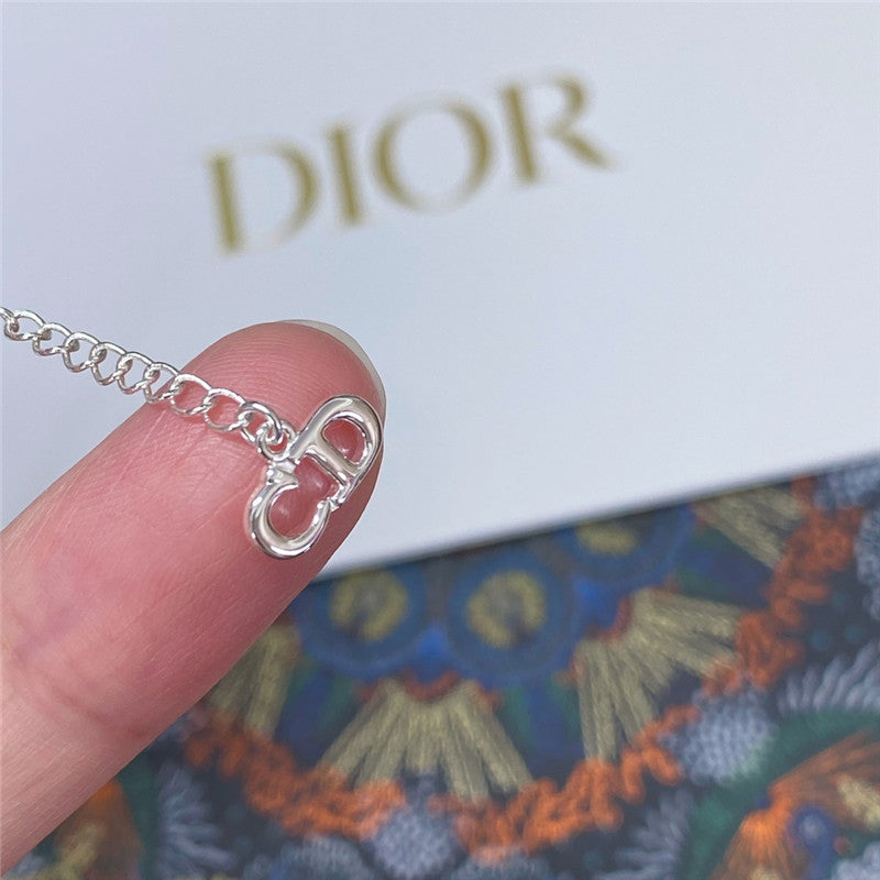 High Quality Luxury Dior Silver Letter Bracelet product detail
