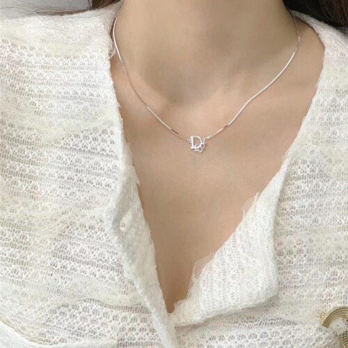 High Quality Luxury Dior Silver Letter Bracelet product detail