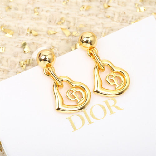 High Quality Luxury Dior Heart Earrings product detail