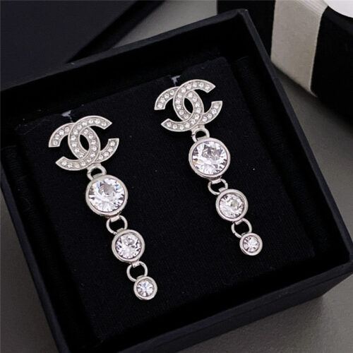 High Quality Luxury Chanel Three Diamond Tassel Earrings alternate view