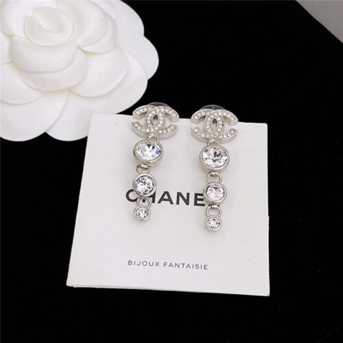 High Quality Luxury Chanel Three Diamond Tassel Earrings product detail
