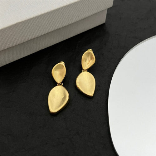 High Quality Luxury Celine New Earrings – Style 49611 product detail