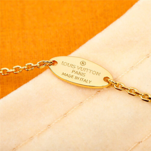 High Quality Luxury Louis Vuitton Multi-Element Bracelet product detail
