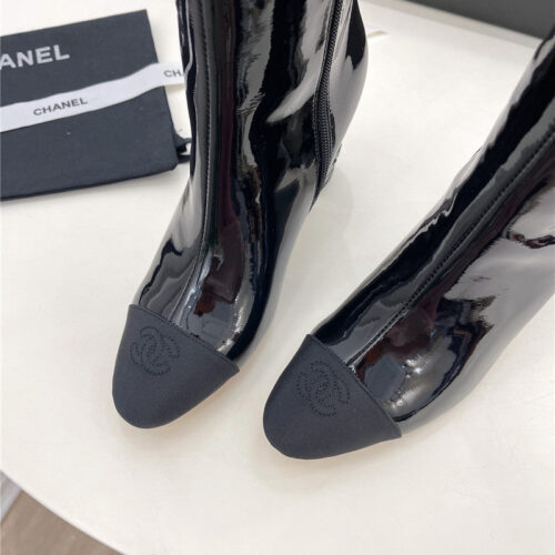 High Quality Luxury Chanel Patent Knee-High Heel Boots – Sizes 35–41 product detail