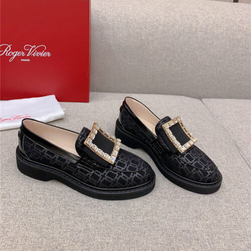 High Quality Luxury Roger Vivier New Patent Leather Diamond Buckle Loafers – Style 70388