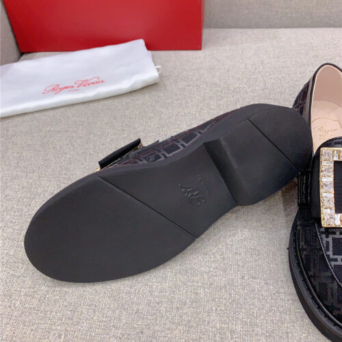 High Quality Luxury Roger Vivier New Patent Leather Diamond Buckle Loafers – Style 70388 product detail