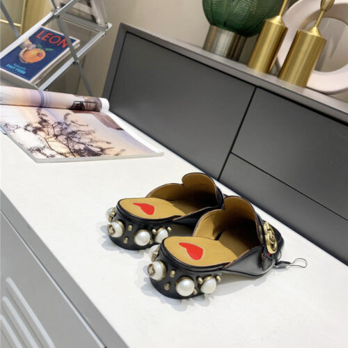 High Quality Luxury Gucci Pearl Heel Half Slippers – Style 77459 product detail