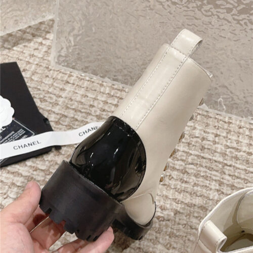 High Quality Luxury Chanel New Autumn And Winter Pearl Zipper Boots product detail
