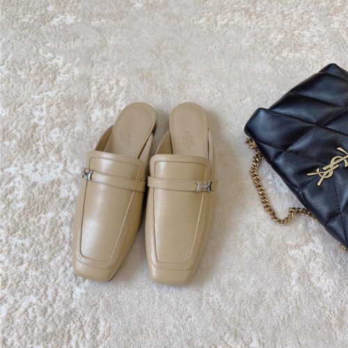 High Quality Luxury Hermes Casual Mules Slippers – Style 70563 alternate view