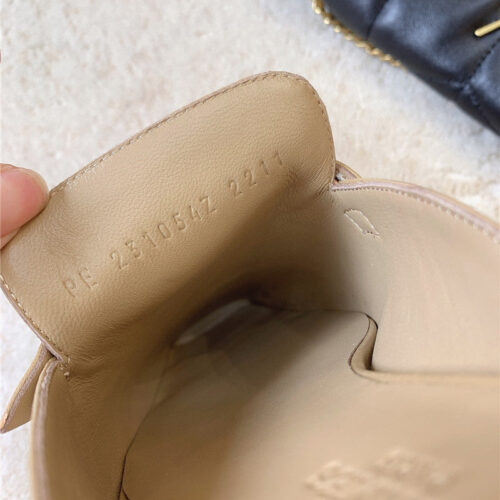 High Quality Luxury Hermes Casual Mules Slippers – Style 70563 product detail