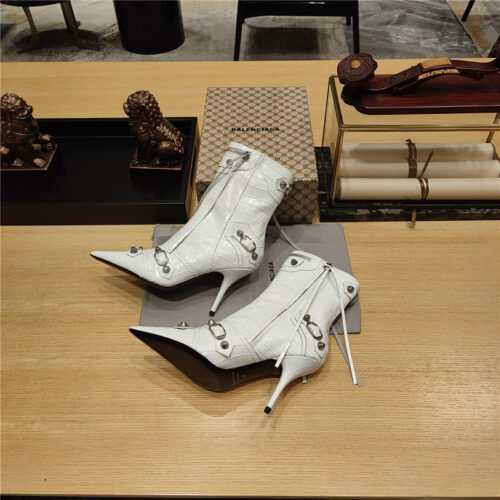 High Quality Luxury Balenciaga Metal Stud Le Cagloe Motorcycle Boots – Style 93091 product detail