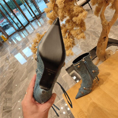 High Quality Luxury Balenciaga Metal Stud Le Cagloe Motorcycle Boots product detail