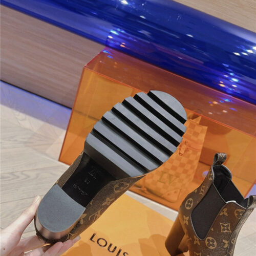 High Quality Luxury Louis Vuitton New Autumn And Winter High Heel Boots – Style 31875 product detail