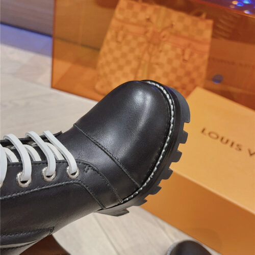 High Quality Luxury Louis Vuitton New Autumn And Winter High Heel Boots product detail