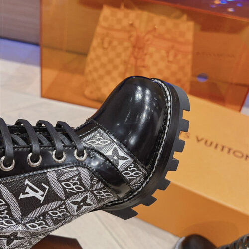 High Quality Luxury Louis Vuitton New Autumn And Winter High Heel Boots – Style 95715 product detail