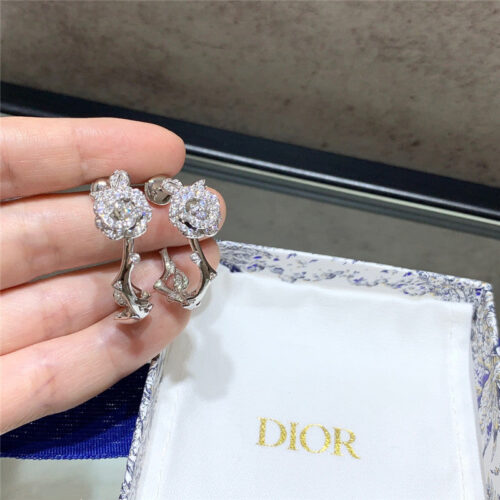 High Quality Luxury Dior Rose Earrings product detail