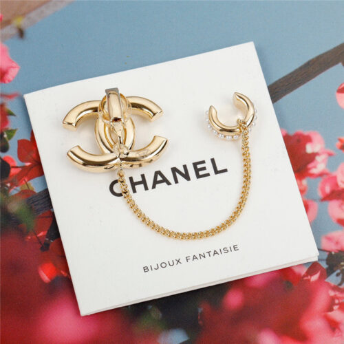 High Quality Luxury Chanel Double C Pearl Single Ear Bone Earrings product detail