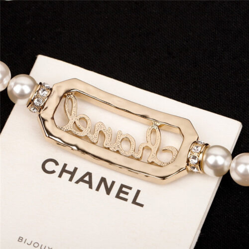 High Quality Luxury Chanel Letter Pearl Necklace alternate view
