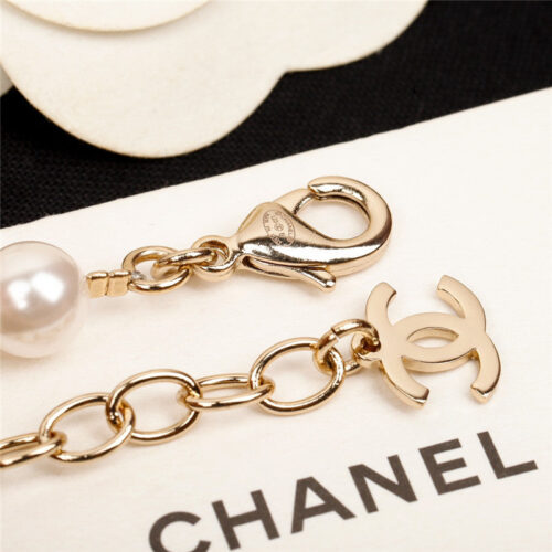 High Quality Luxury Chanel Letter Pearl Necklace product detail